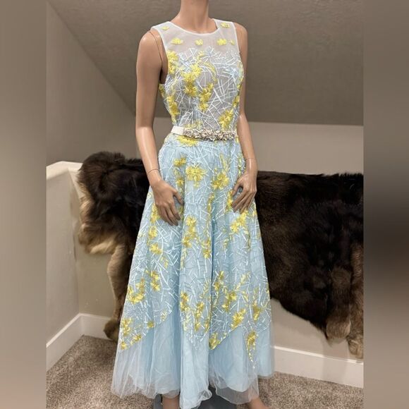 Charming Organza & Floral Lace with Beads Party  Dress/ Prom Dress - Picture 5 of 16